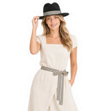 Chapeau-de-Paille-Avec-Ruban-Noir-2